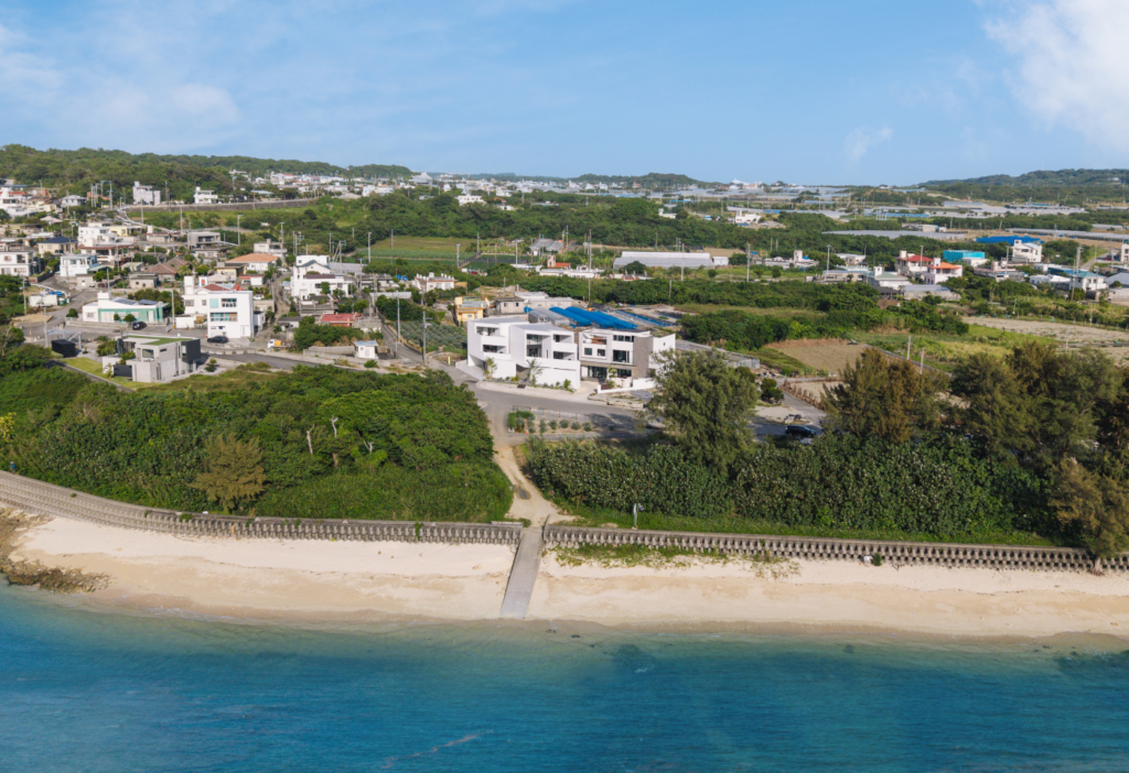 LiKES NASHIRO OCEAN FRONT Seaside Suite 糸満市名城 沖縄ヴィラ